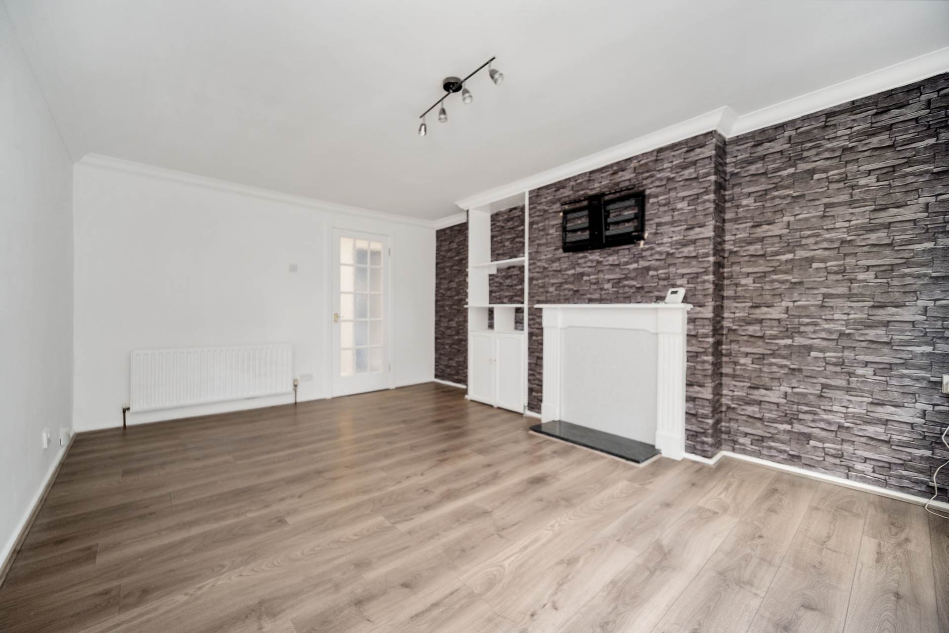Additional Property Image 2 bedroom Apartment to rent in Johnstone 3