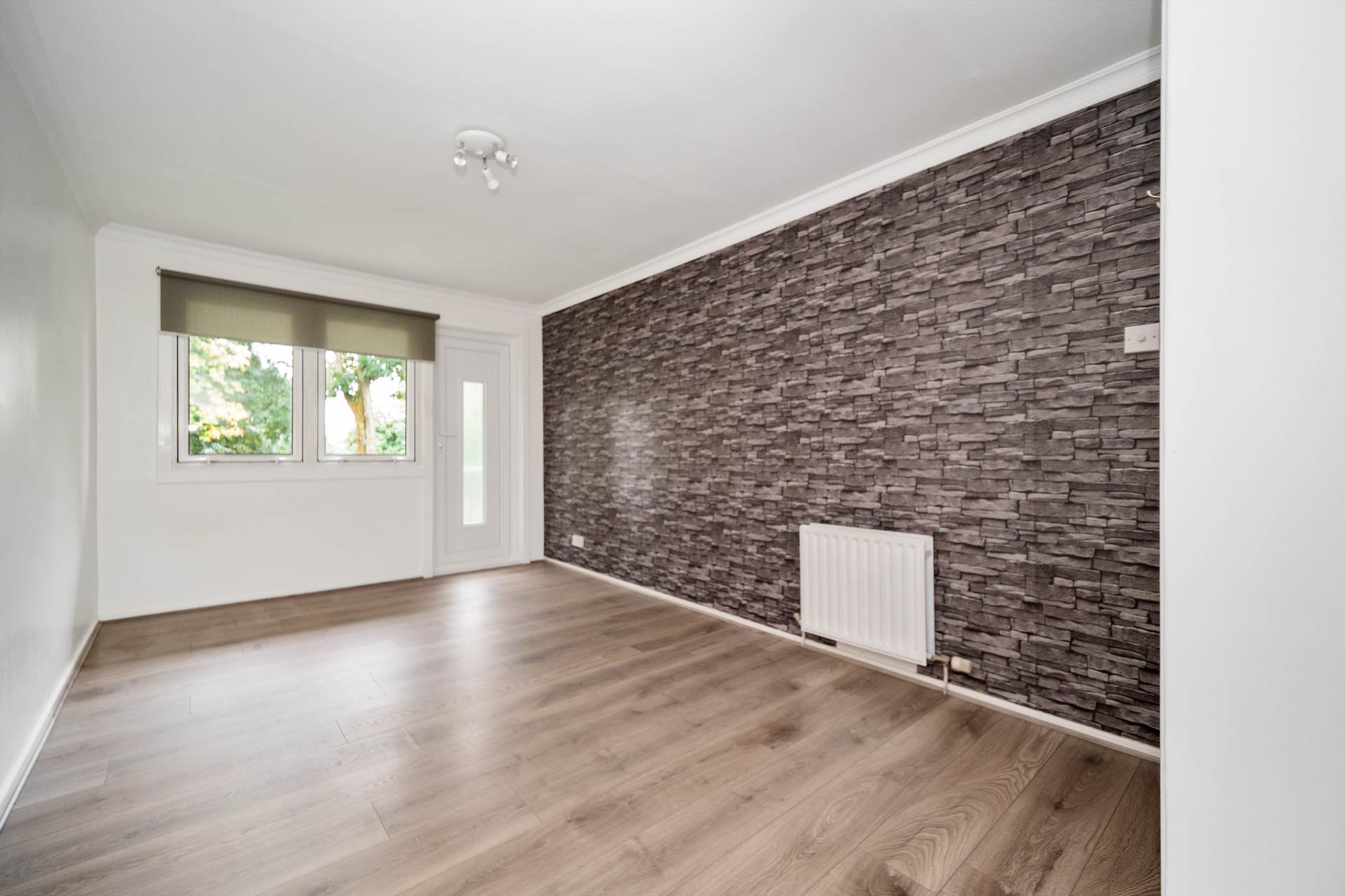 Additional Property Image 2 bedroom Apartment to rent in Johnstone 6