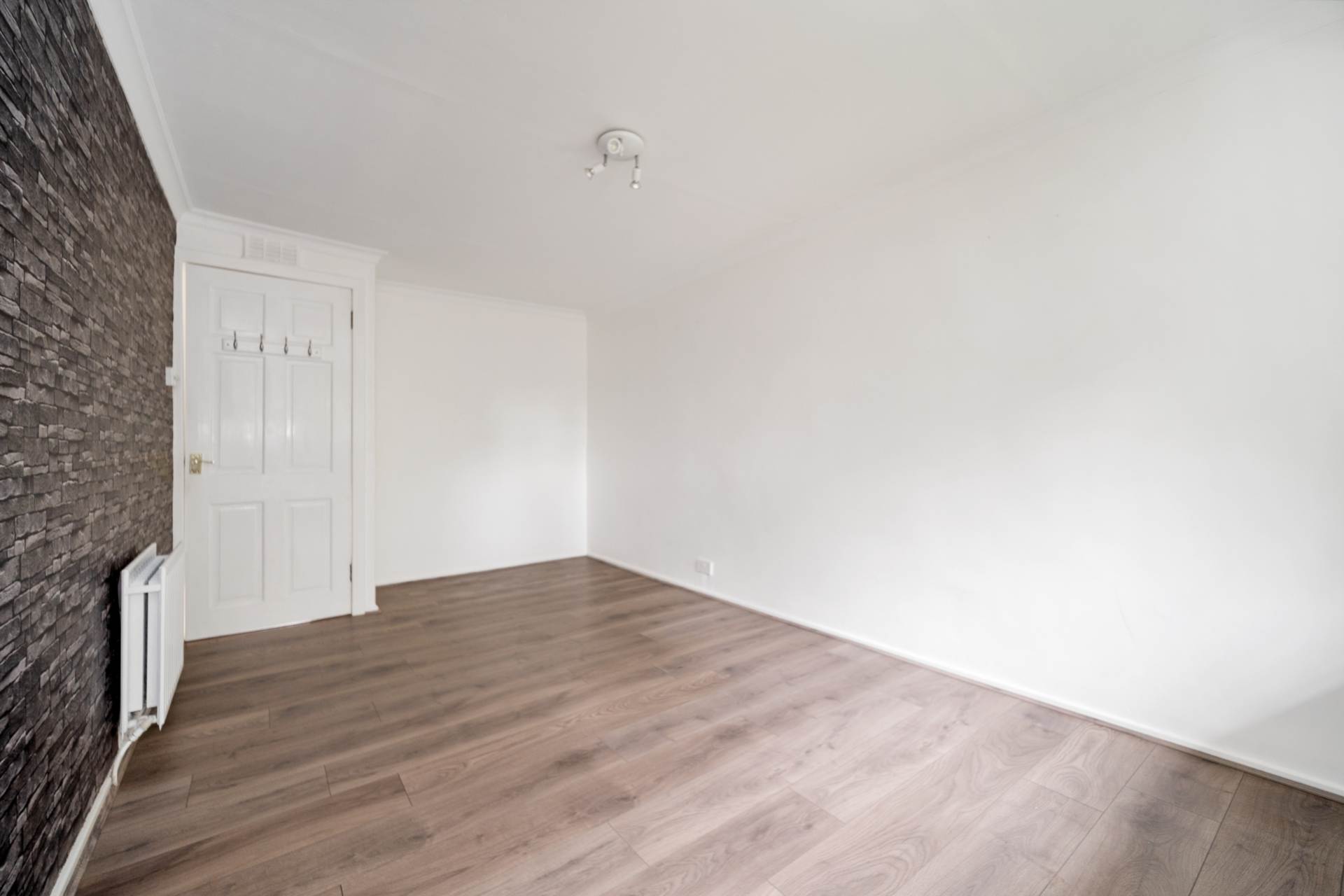 Additional Property Image 2 bedroom Apartment to rent in Johnstone 7