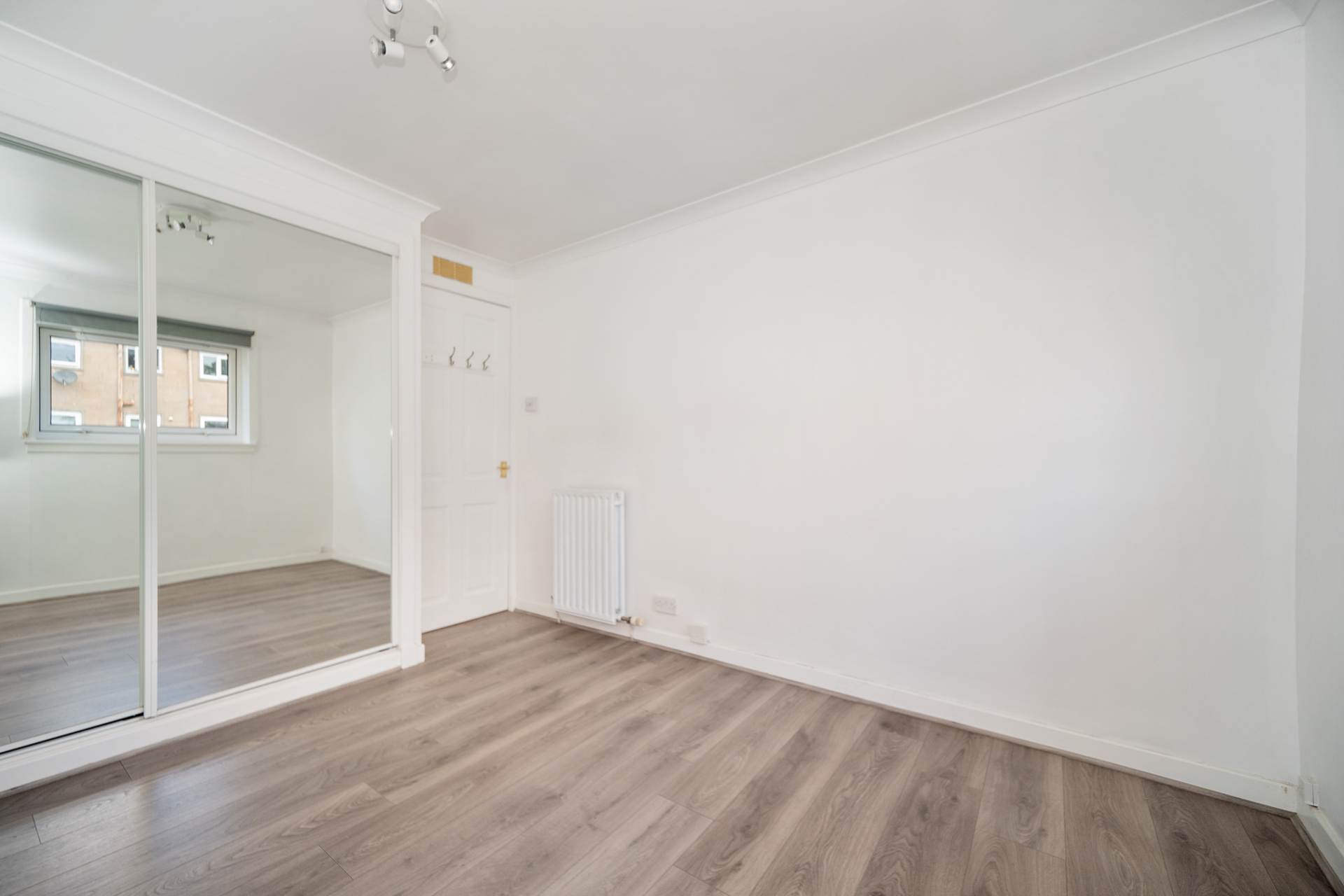 Additional Property Image 2 bedroom Apartment to rent in Johnstone 10