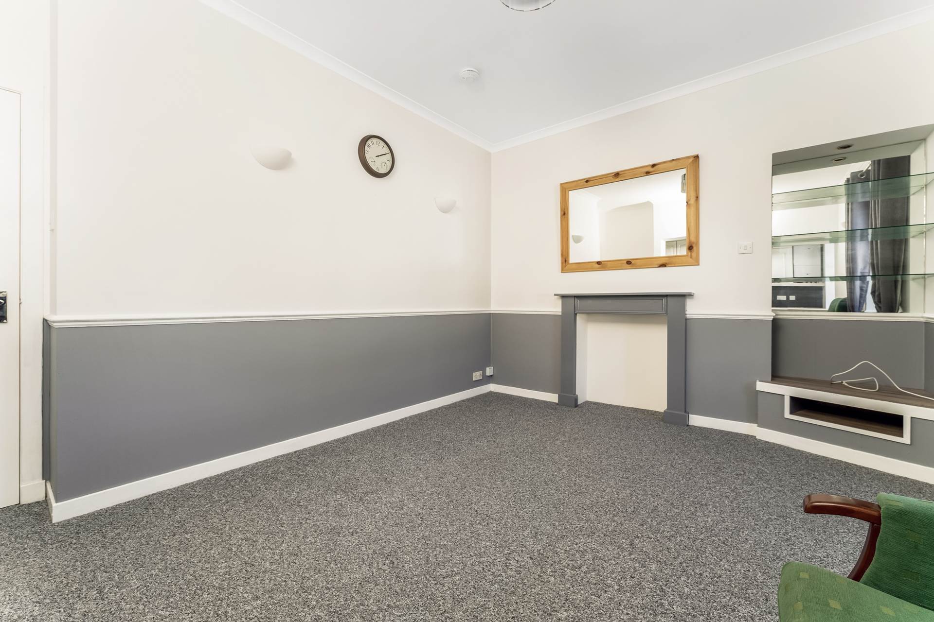 Additional Property Image 1 bedroom Apartment for sale in Lochwinnoch 2