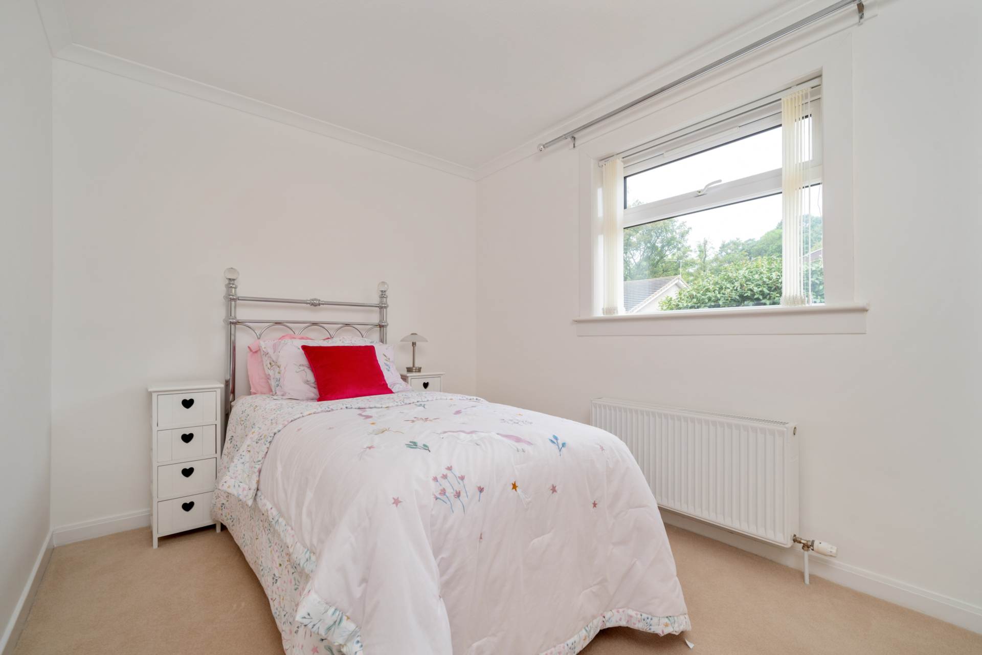 Additional Property Image 2 bedroom Detached Bungalow to rent in Largs 12