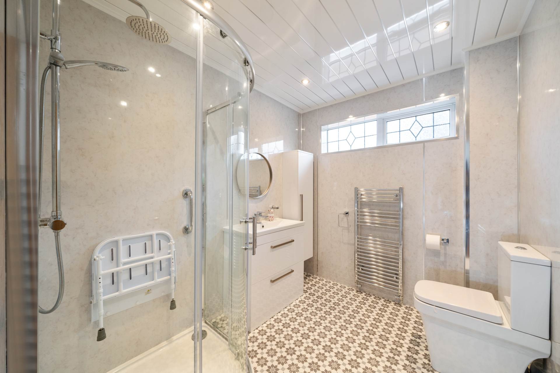 Additional Property Image 2 bedroom Detached Bungalow to rent in Largs 13