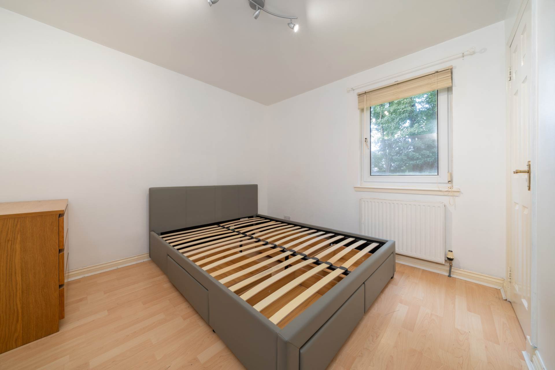 Additional Property Image 2 bedroom Apartment for sale in Bridge Of Weir 6