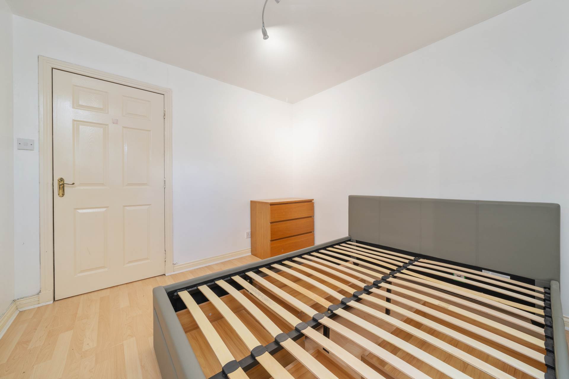 Additional Property Image 2 bedroom Apartment for sale in Bridge Of Weir 7