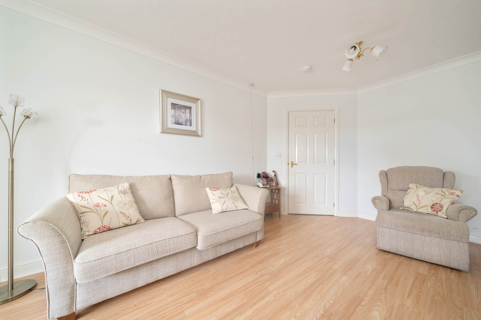 Additional Property Image 1 bedroom Apartment for sale in Kilmacolm 3