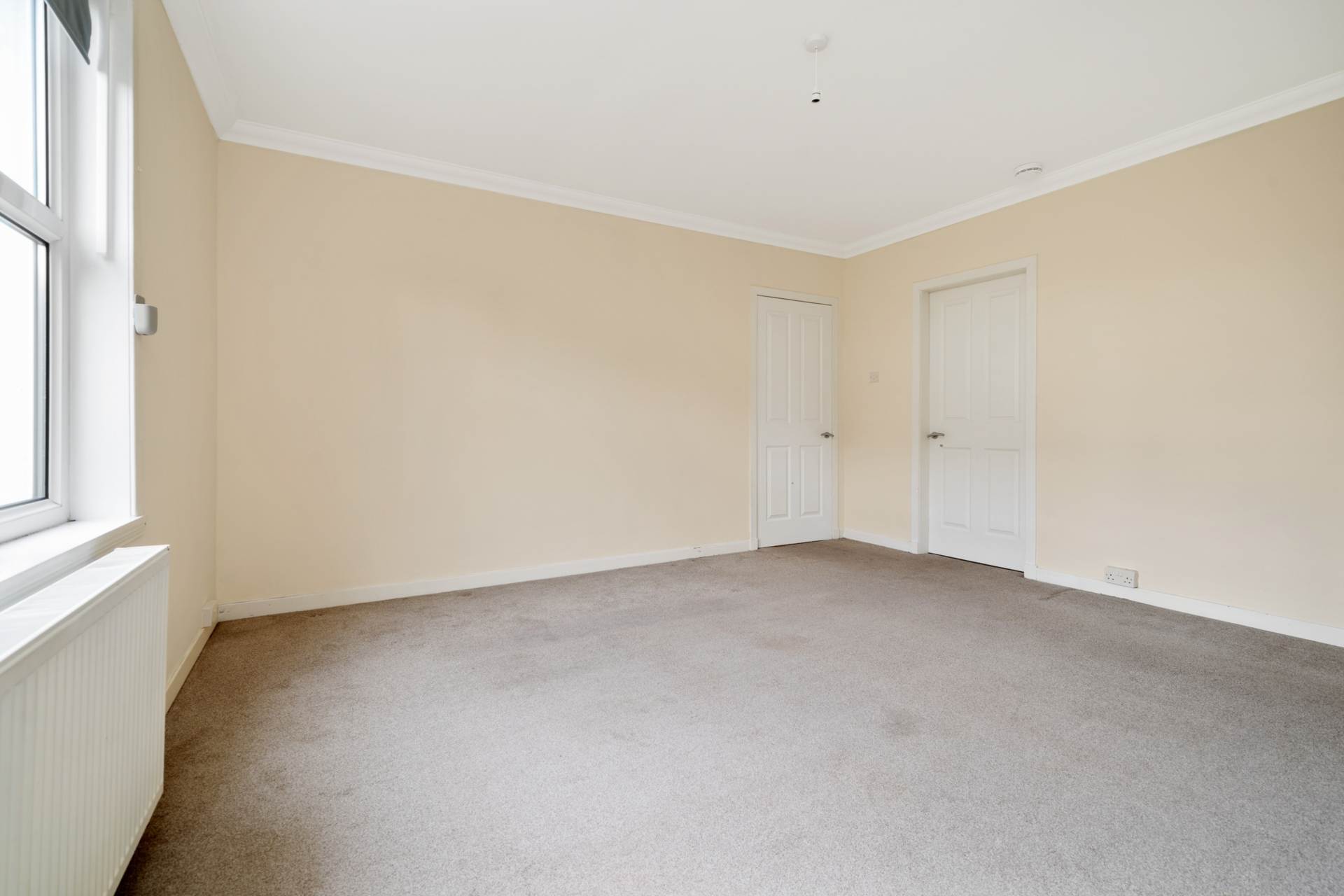 Additional Property Image 3 bedroom Terraced for sale in Kilmacolm 4