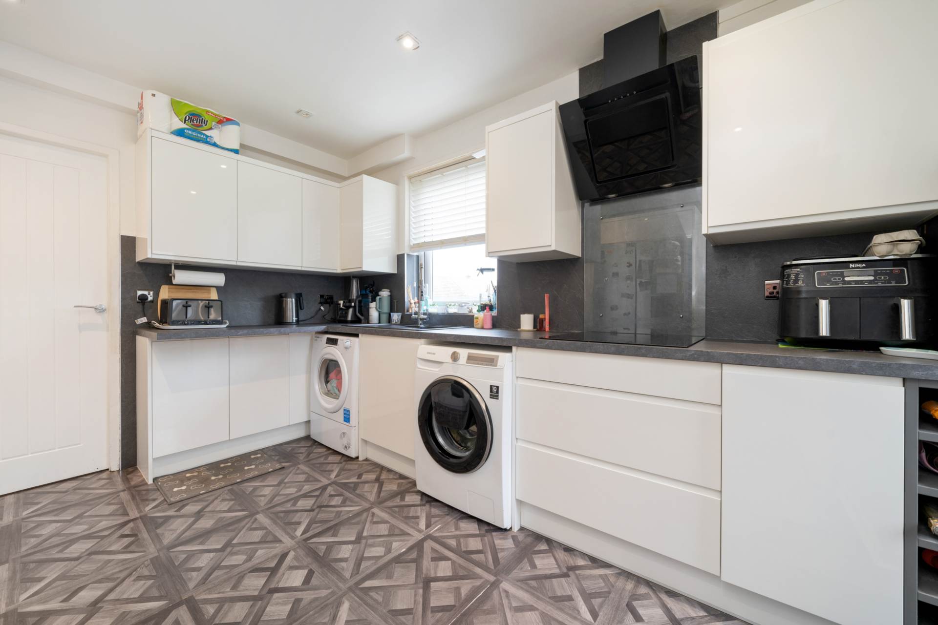 Additional Property Image 3 bedroom Semi Detached for sale in Port Glasgow 8