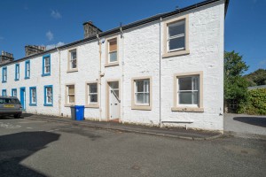 3 bedroom Cottage to rent in Johnstone