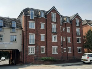 2 bedroom Apartment to rent in Warrington