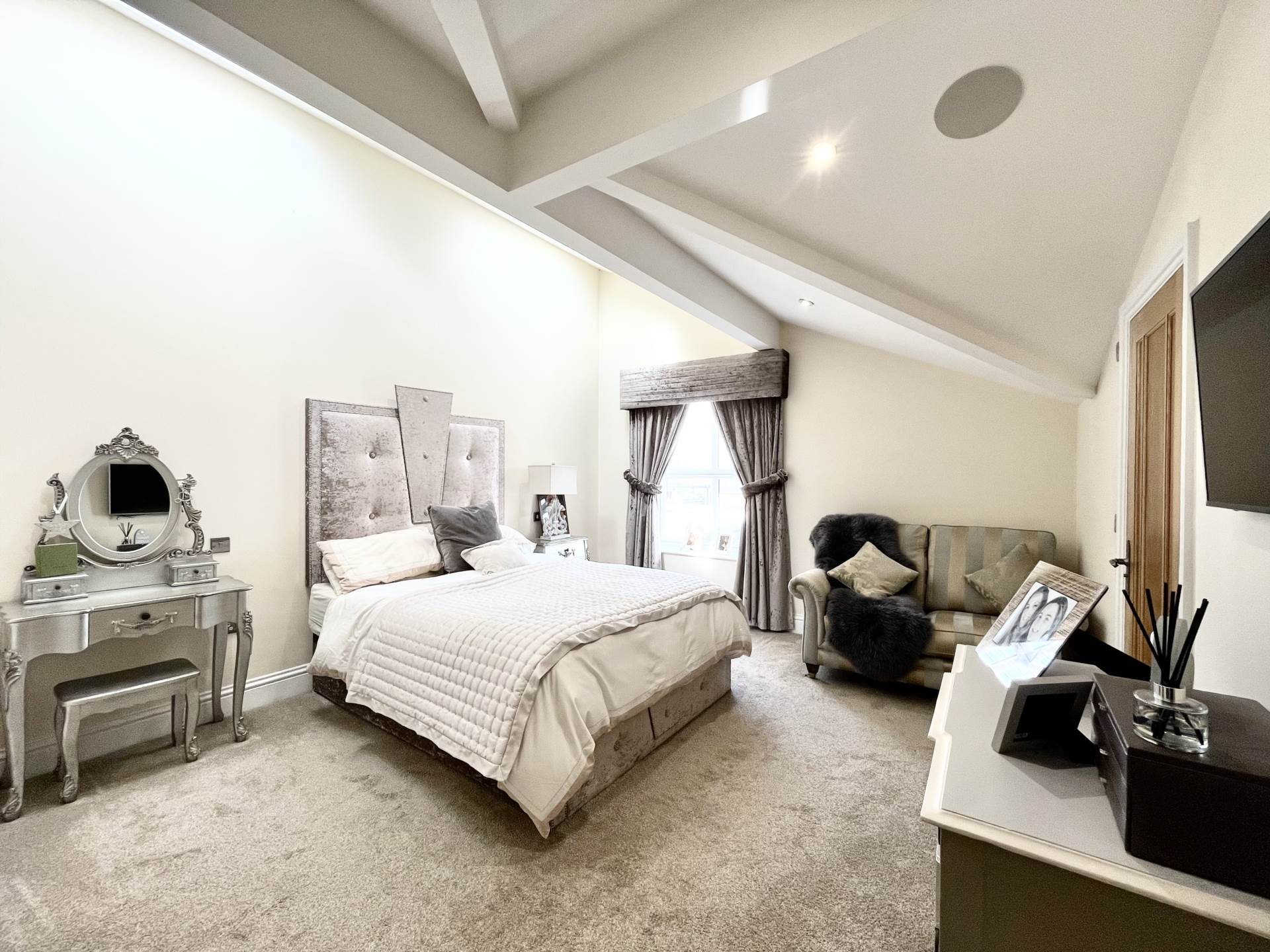 Additional Property Image 6 bedroom Detached for sale in Wigan 3