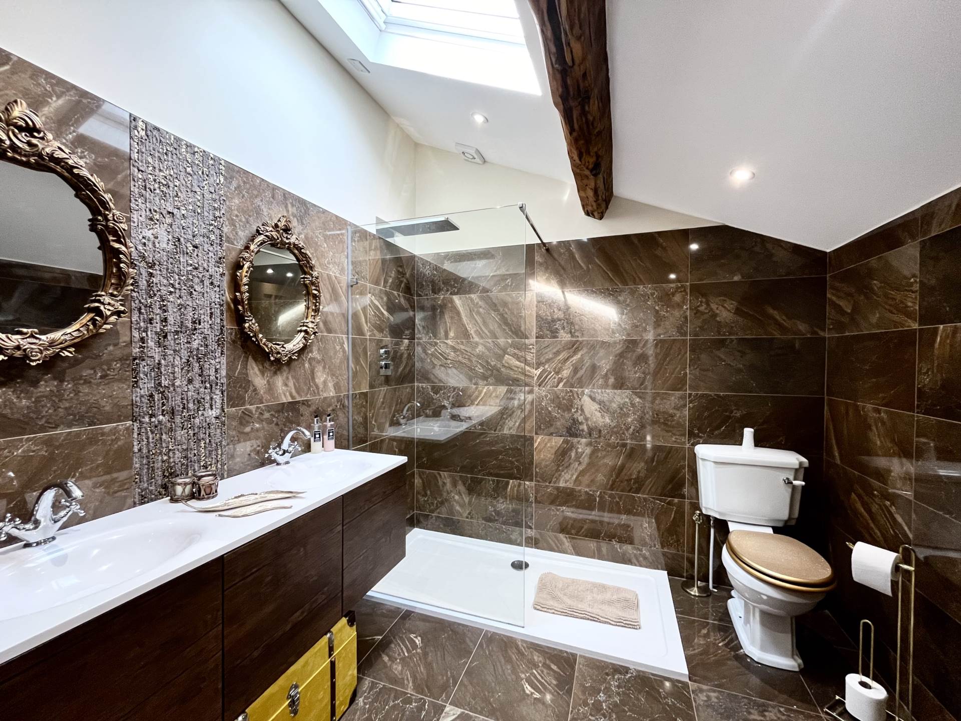 Additional Property Image 6 bedroom Detached for sale in Wigan 41