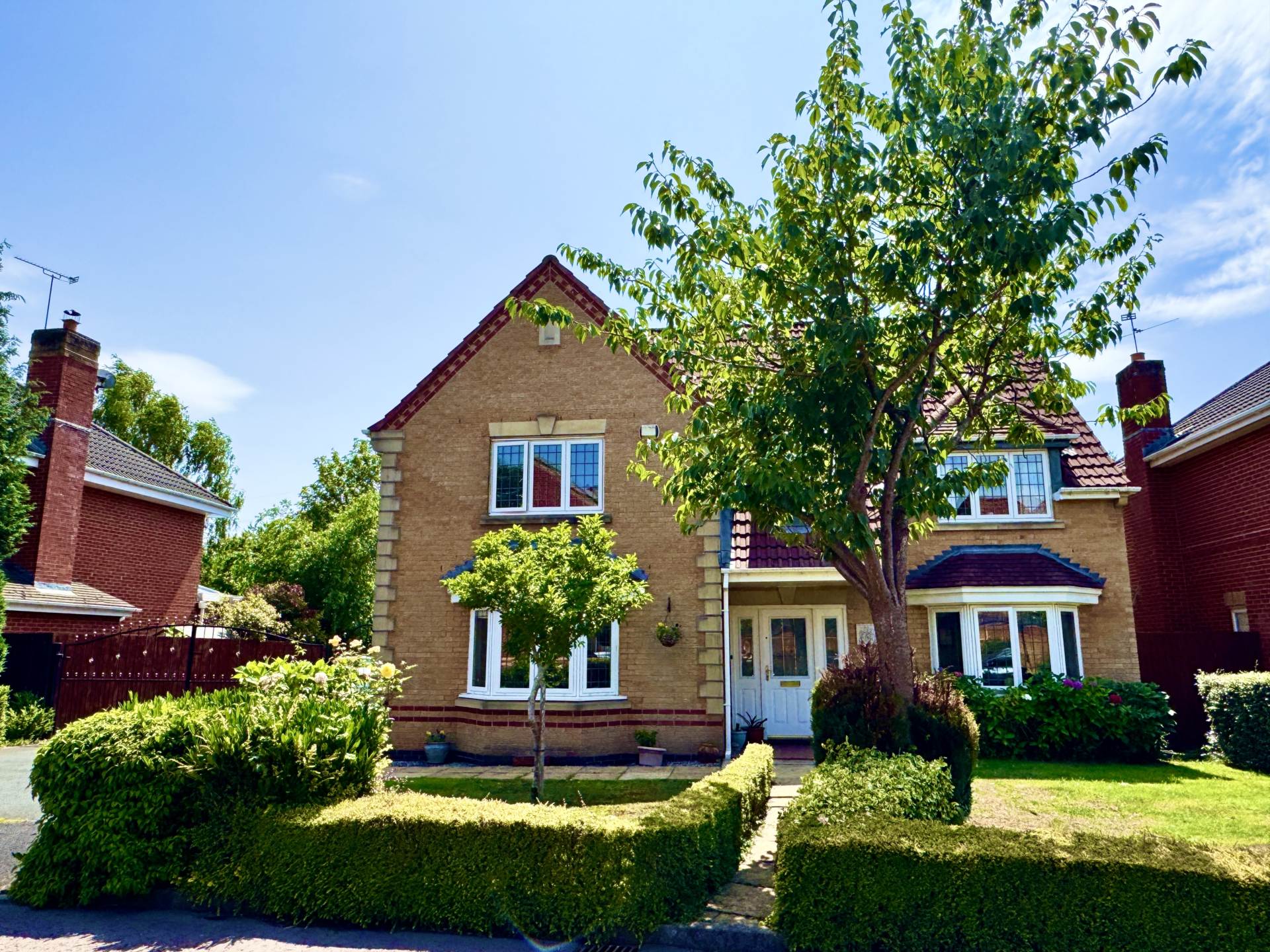 5 bedroom Detached for sale in St Helens