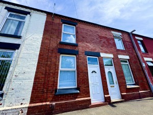 2 bedroom Terraced for sale in St Helens