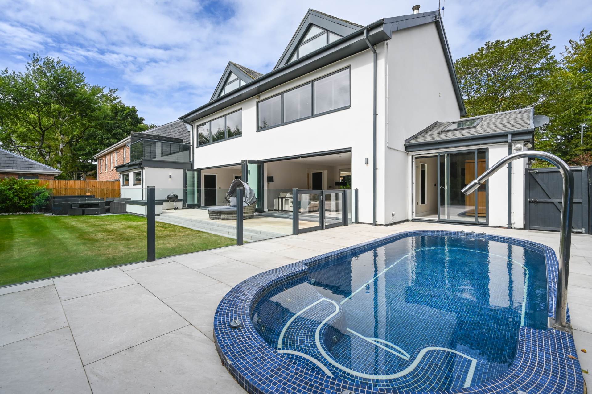 Additional Property Image 5 bedroom Detached for sale in Sefton 41