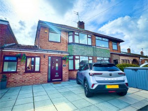 4 bedroom Semi Detached for sale in St Helens