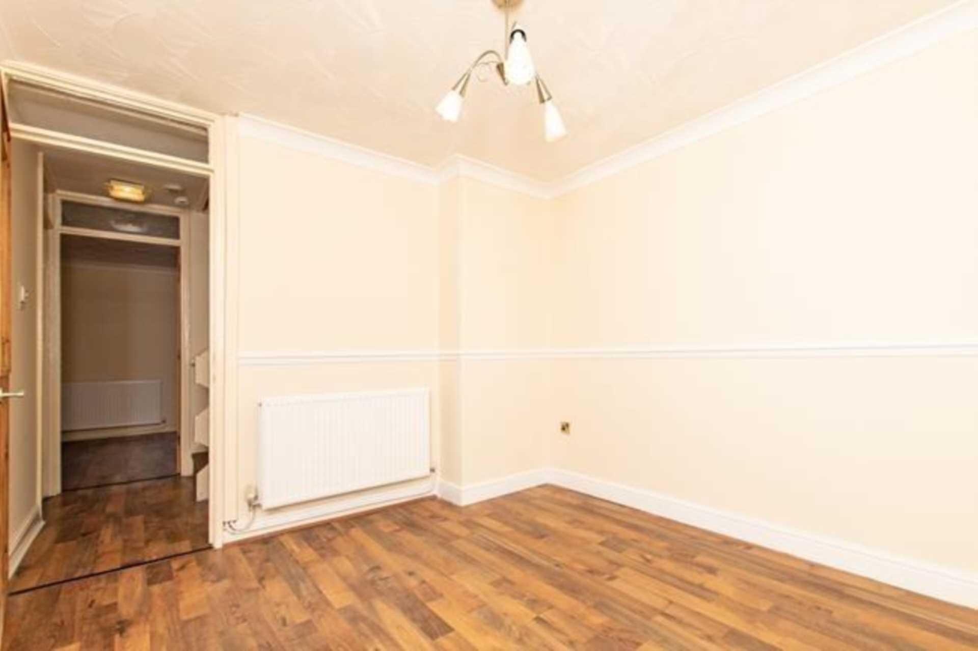 Additional Property Image 3 bedroom Town House to rent in Skelmersdale 5
