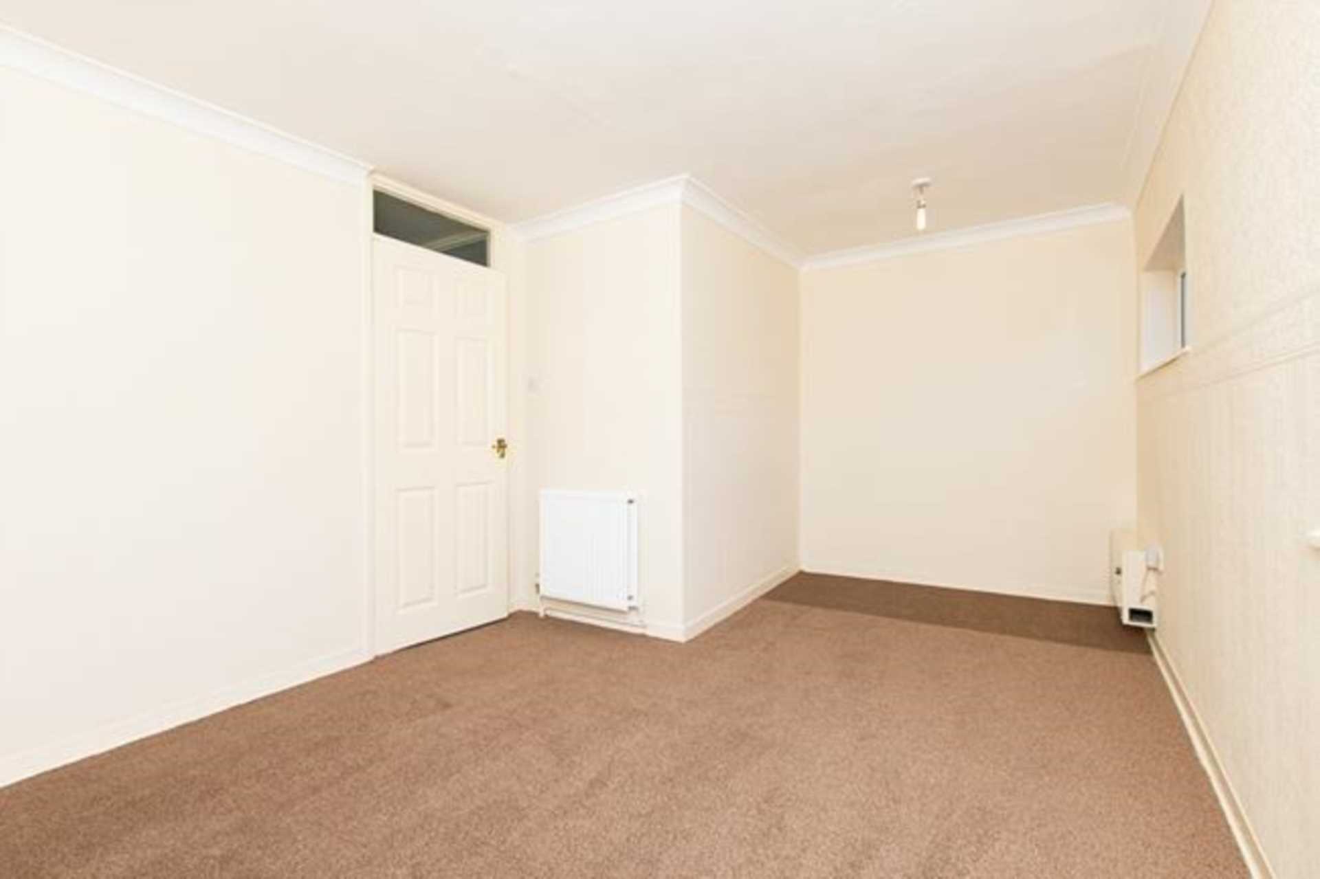 Additional Property Image 3 bedroom Town House to rent in Skelmersdale 7