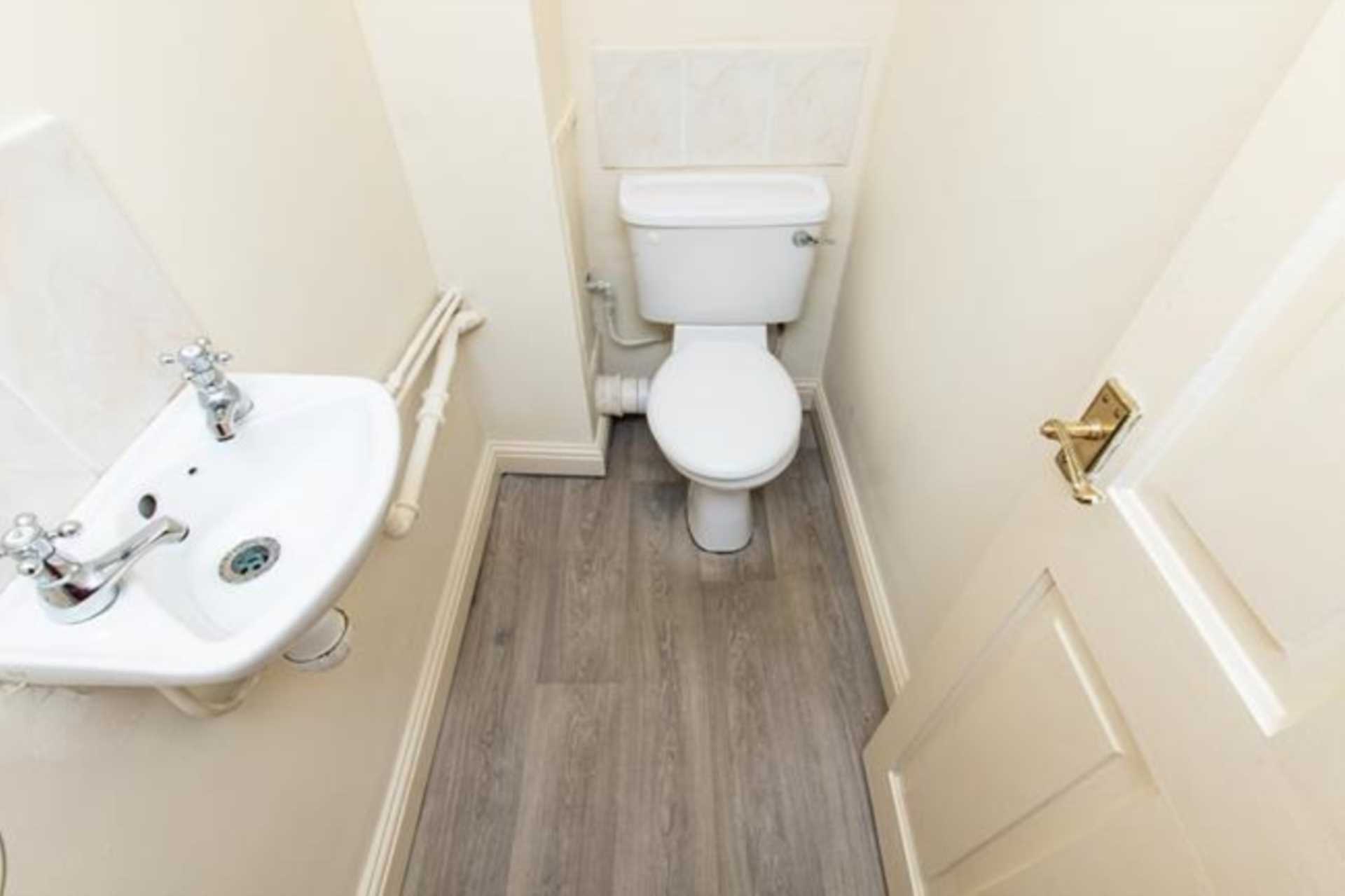 Additional Property Image 3 bedroom Town House to rent in Skelmersdale 10