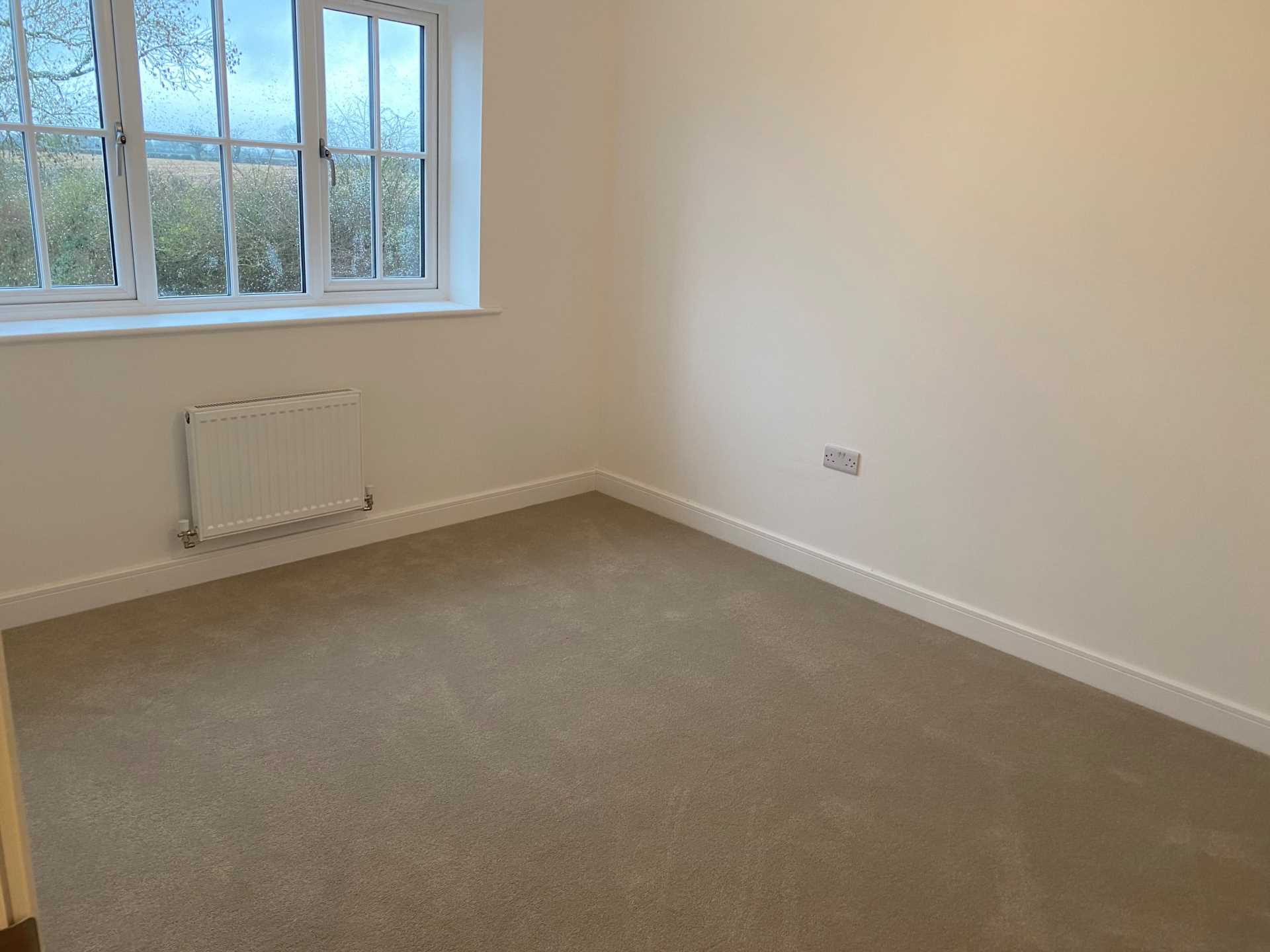 Additional Property Image 3 bedroom Semi Detached to rent in Lutterworth 12