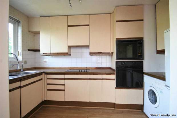 Additional Property Image 1 bedroom Flat for sale in Bromley 9