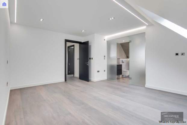 Additional Property Image 2 bedroom Flat for sale in London 2