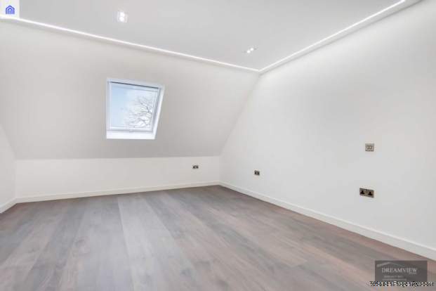 Additional Property Image 2 bedroom Flat for sale in London 7