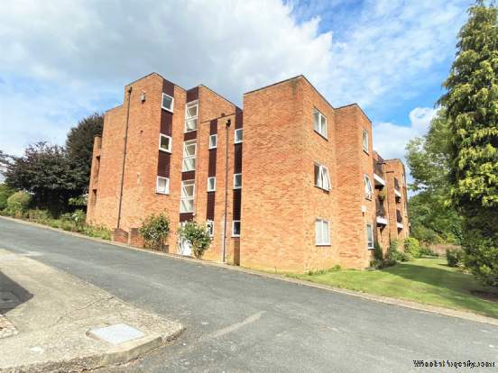 1 bedroom Flat for sale in Bromley