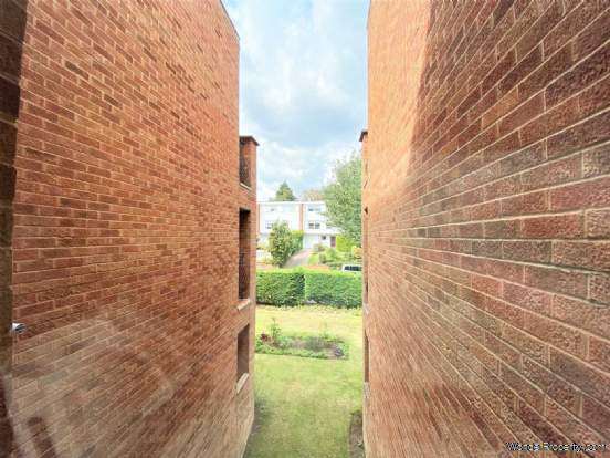 Additional Property Image 1 bedroom Flat for sale in Bromley 14