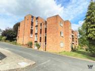 1 bedroom Flat for sale in Bromley