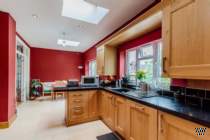 7 bedroom Semi Detached for sale in Ilford