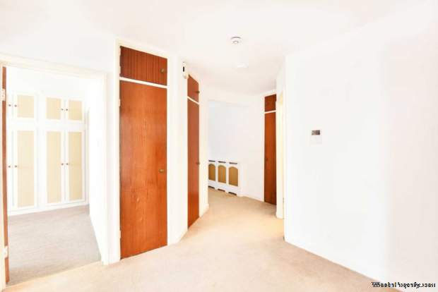 Additional Property Image 2 bedroom Flat to rent in London 9