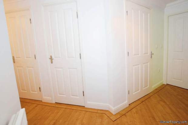 Additional Property Image 2 bedroom Flat for sale in Wirral 5