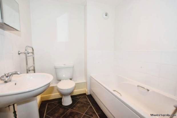 Additional Property Image 2 bedroom Flat for sale in Wirral 13