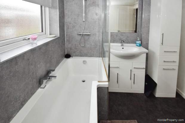 Additional Property Image 2 bedroom Flat for sale in Wirral 13