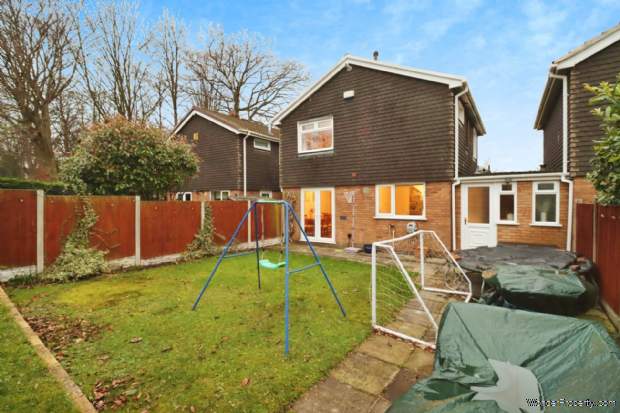 Additional Property Image 3 bedroom Link Detached House for sale in Wirral 4