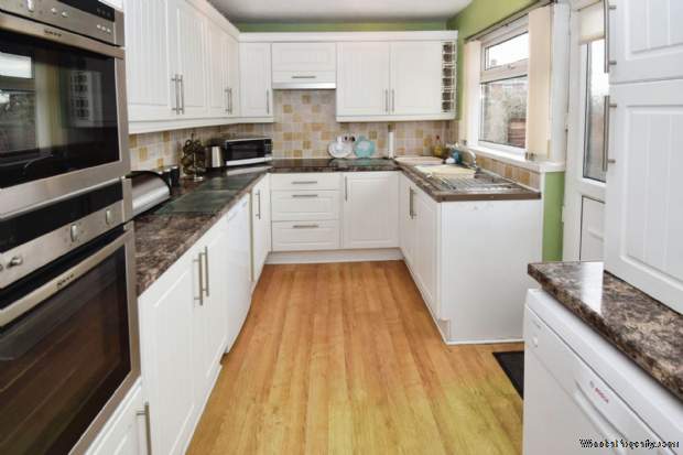 Additional Property Image 2 bedroom Detached Bungalow for sale in Wirral 19