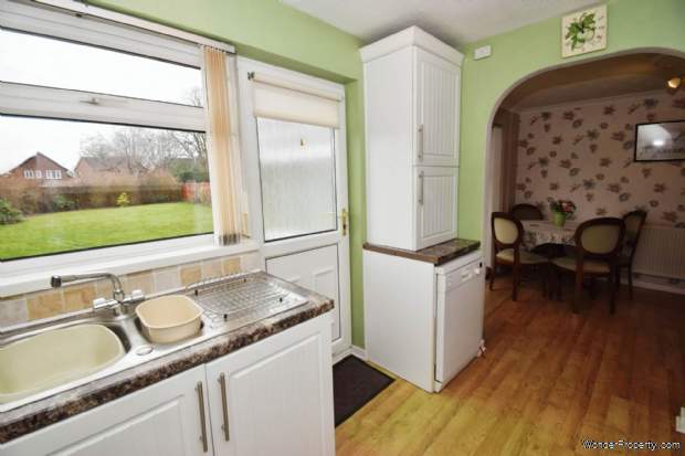 Additional Property Image 2 bedroom Detached Bungalow for sale in Wirral 20