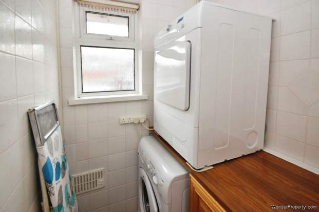 Additional Property Image 2 bedroom Detached Bungalow for sale in Wirral 9