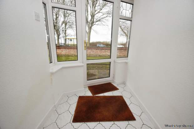 Additional Property Image 3 bedroom Detached Bungalow for sale in Wirral 6