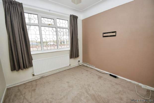Additional Property Image 3 bedroom Detached Bungalow for sale in Wirral 14
