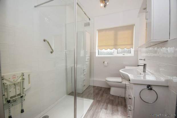 Additional Property Image 3 bedroom Detached Bungalow for sale in Wirral 8