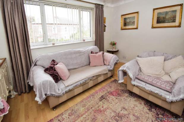 Additional Property Image 2 bedroom Semi Detached Bungalow for sale in Birkenhead 15
