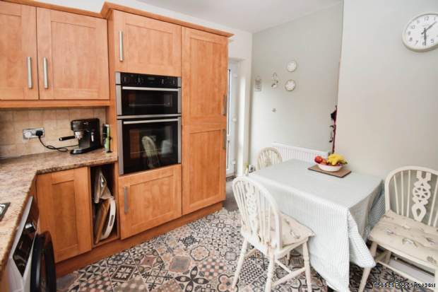 Additional Property Image 2 bedroom Semi Detached Bungalow for sale in Birkenhead 17