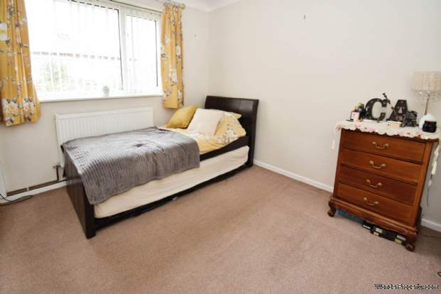 Additional Property Image 2 bedroom Semi Detached Bungalow for sale in Birkenhead 9