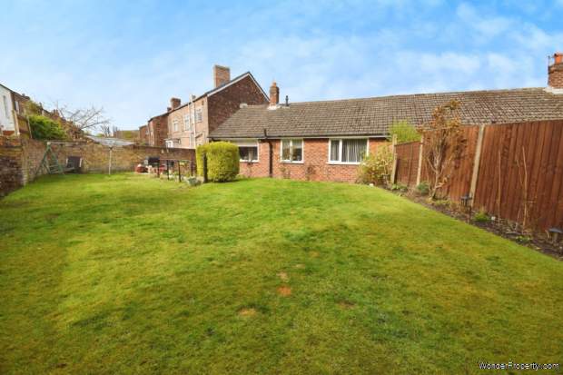Additional Property Image 2 bedroom Semi Detached Bungalow for sale in Birkenhead 13