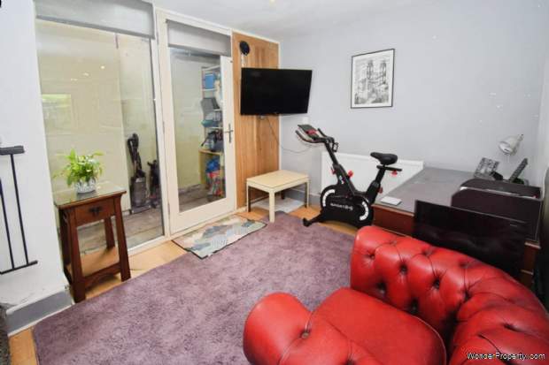 Additional Property Image 4 bedroom House for sale in Birkenhead 15