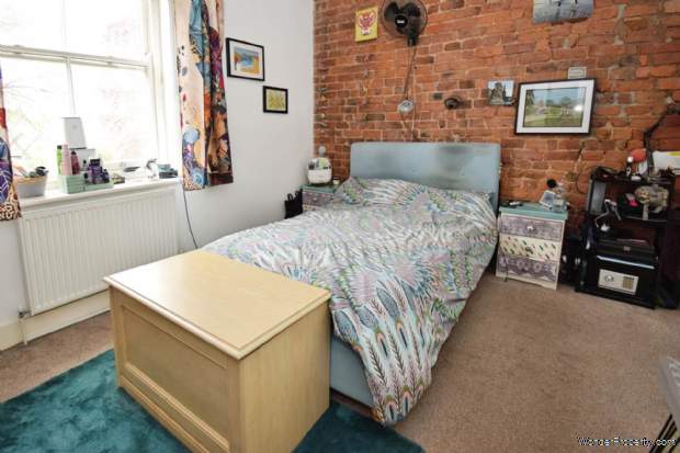 Additional Property Image 4 bedroom House for sale in Birkenhead 19