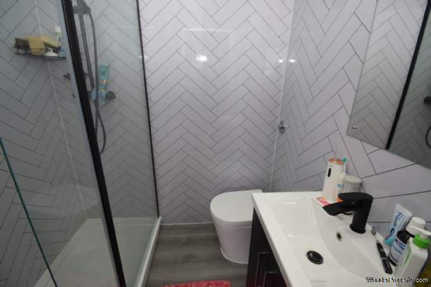 Additional Property Image 4 bedroom House for sale in Birkenhead 8