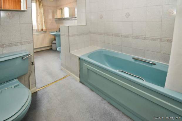 Additional Property Image 4 bedroom Detached for sale in Wirral 5